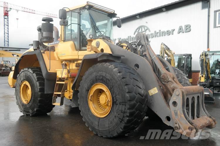 Volvo L220G Kolesni nakladalci