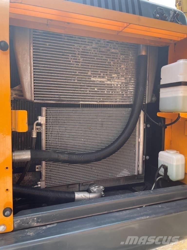 Hyundai 220LC-9S Bagri goseničarji