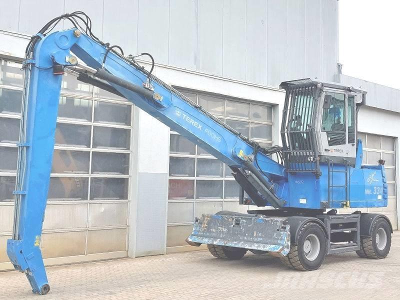 Fuchs MHL 334 D Bagri za prekladanje primarnih/sekundarnih surovin