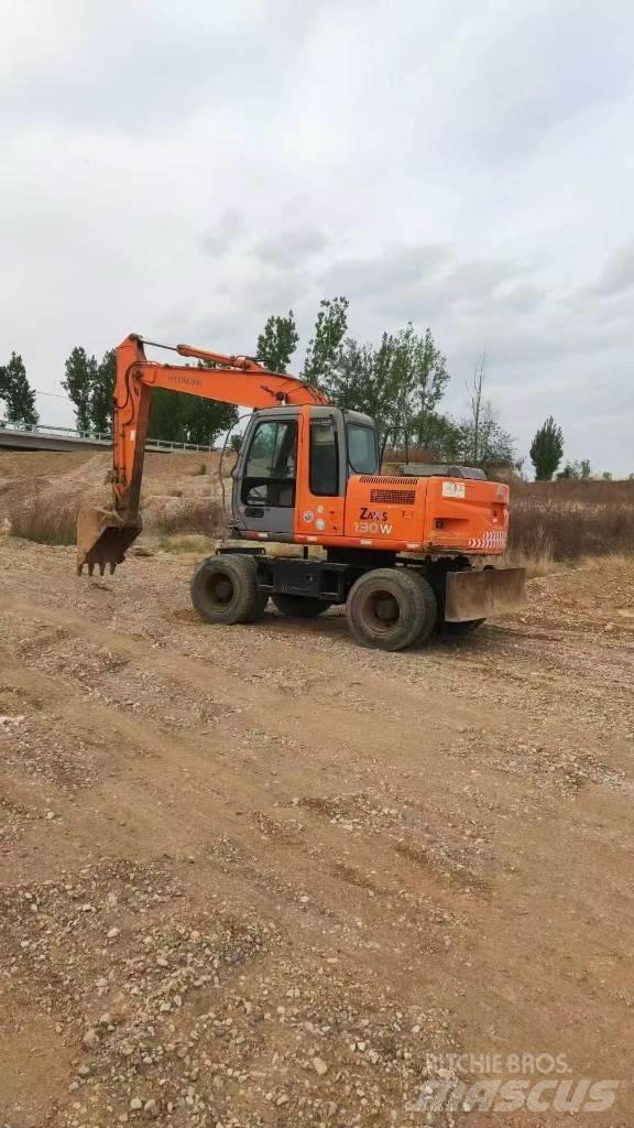 Hitachi ZX130W Bagri na kolesih