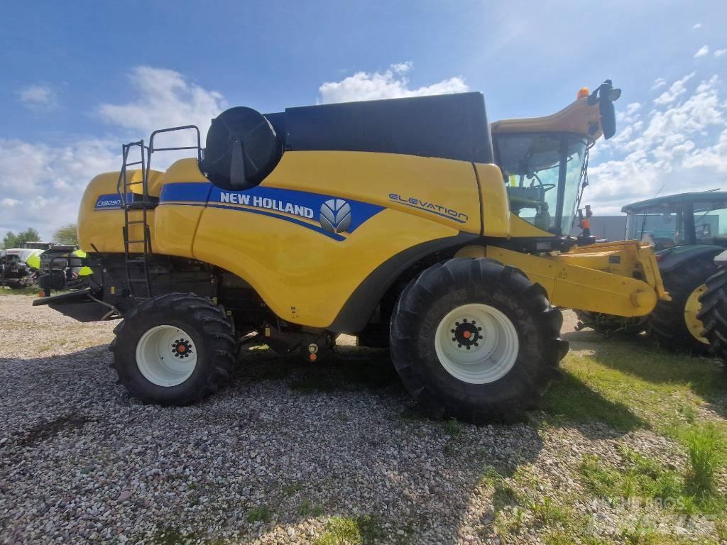 New Holland CX 8090 Kombajni