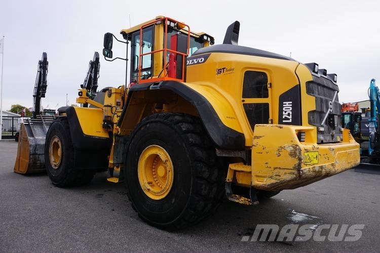 Volvo L250H Kolesni nakladalci