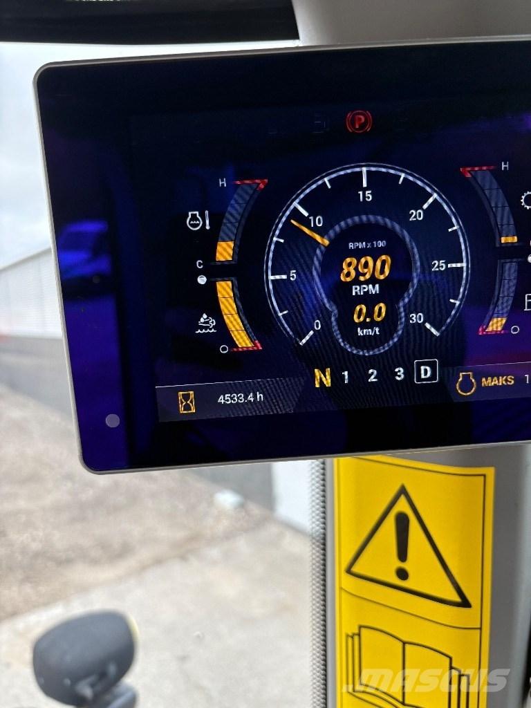 CASE 721G Kolesni nakladalci