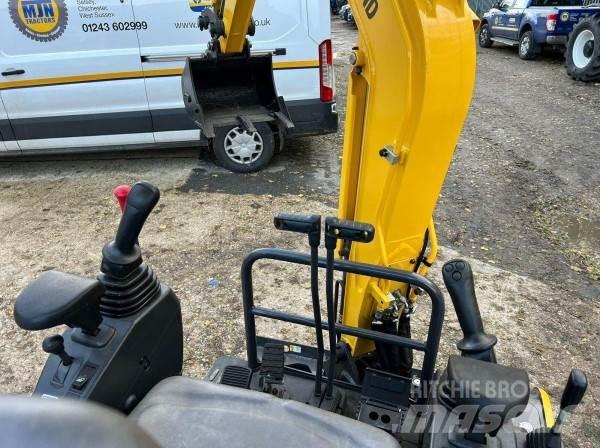 New Holland E17C Traktorji