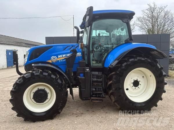 New Holland T7.210 Traktorji