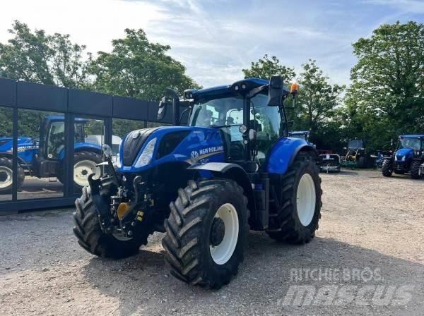 New Holland T7.225 Traktorji