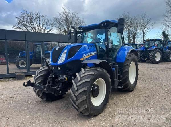 New Holland T7.225 Traktorji