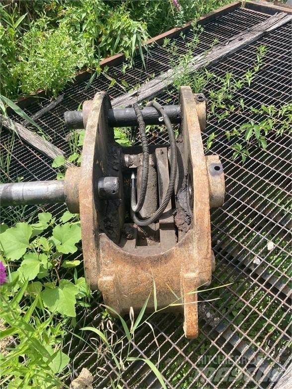 CAT 320 Hitre spojke