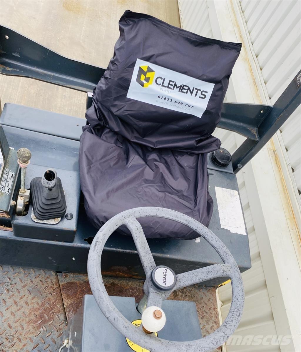 Bomag BW135AD Dvojni valjarji