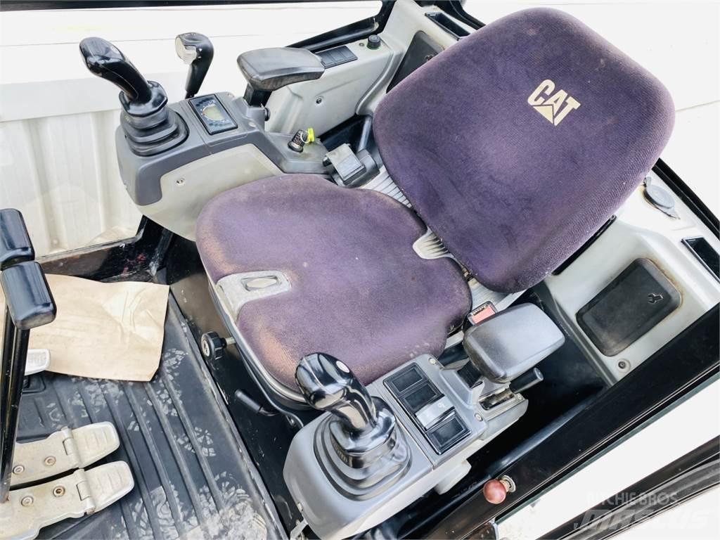 CAT 301.7D Mini bagri <7t