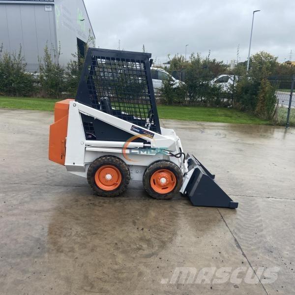 Bobcat 310 Kolesni nakladalci