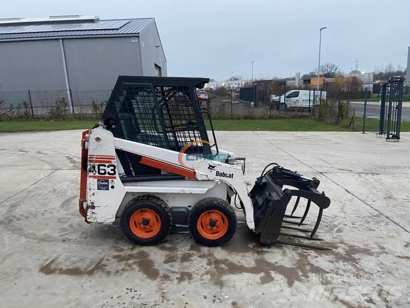 Bobcat 463 Kolesni nakladalci