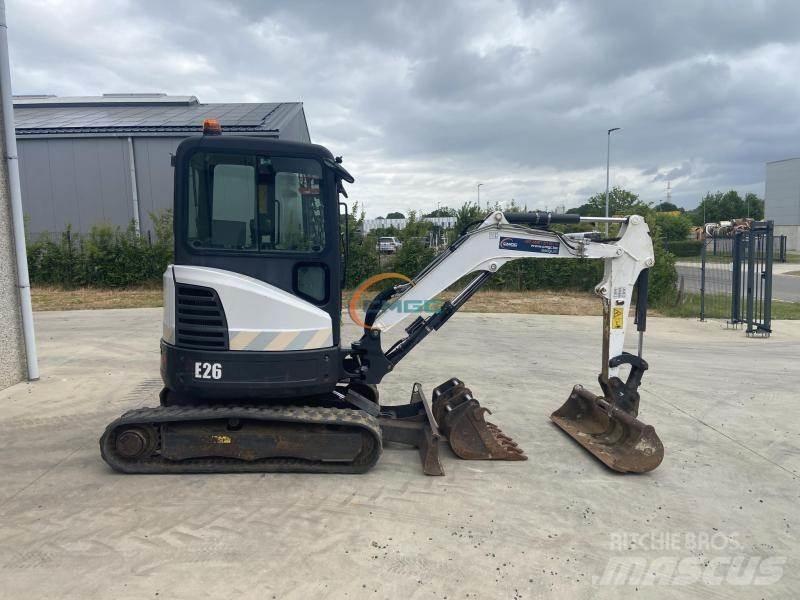 Bobcat E 26 Bagri na kolesih