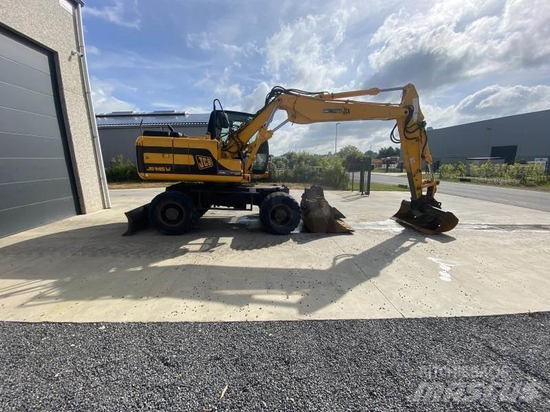 JCB JS145W Bagri na kolesih