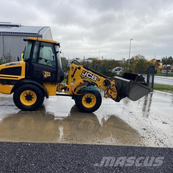 JCB TM220 Kolesni nakladalci