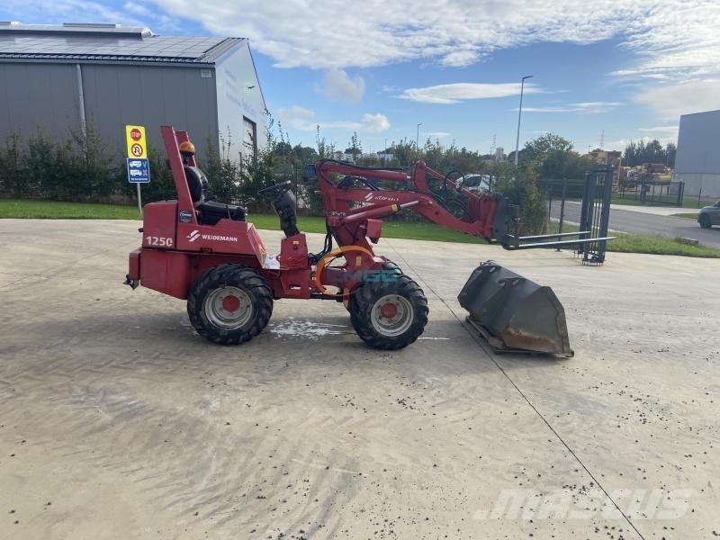 Weidemann 1250 Kolesni nakladalci