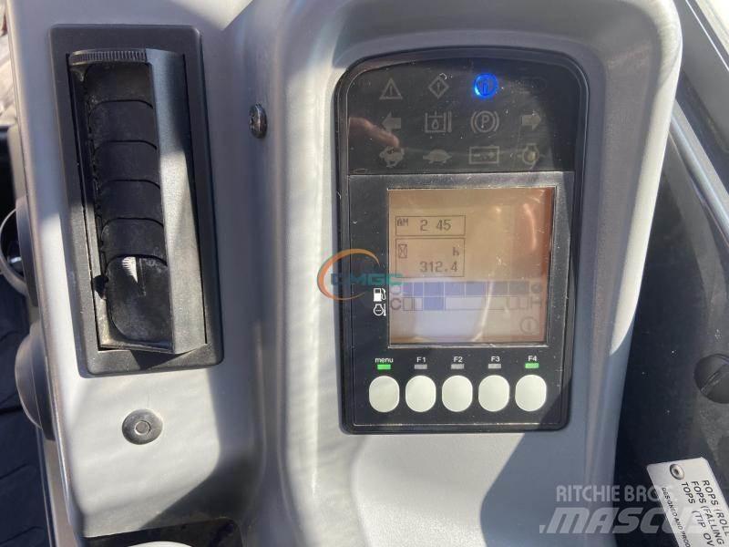 Yanmar VIO38-6 Bagri na kolesih