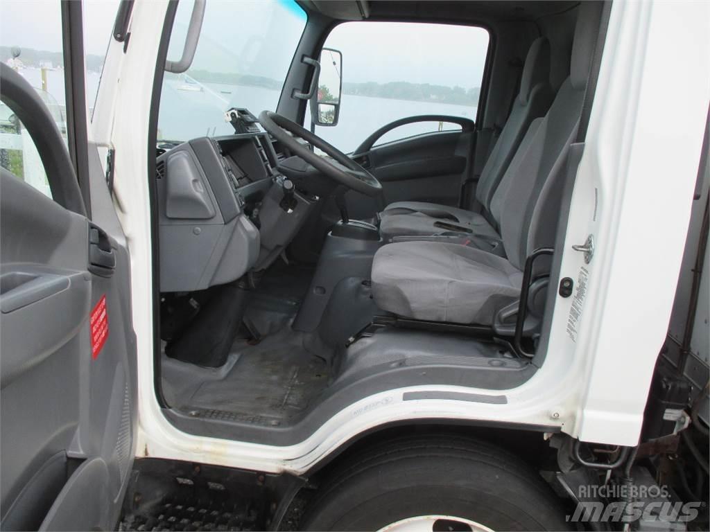 Isuzu NQR Tovornjaki hladilniki