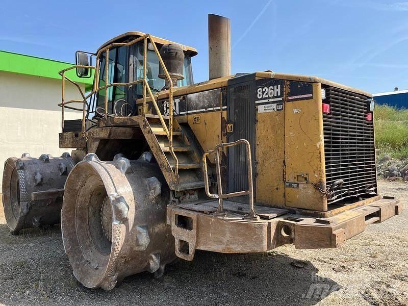 CAT 826H Kompaktorji odpadkov