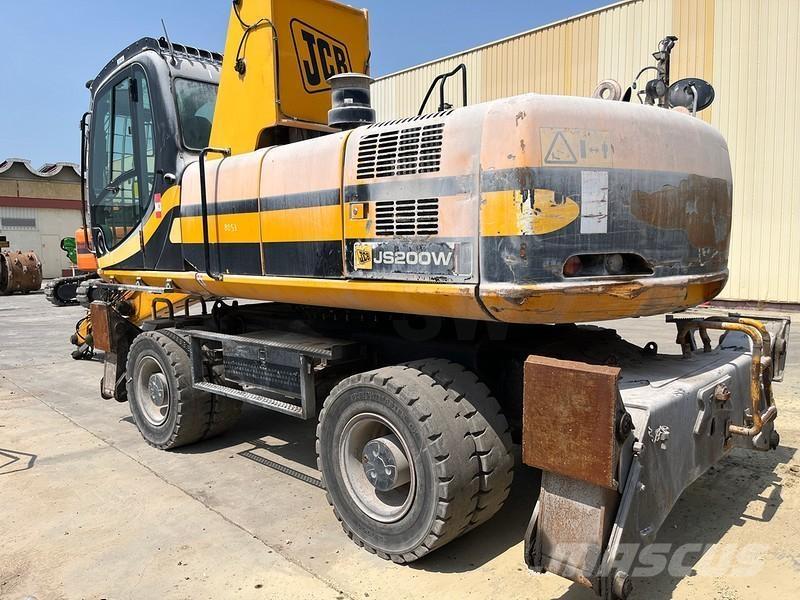 JCB JS200W Bagri za prekladanje primarnih/sekundarnih surovin