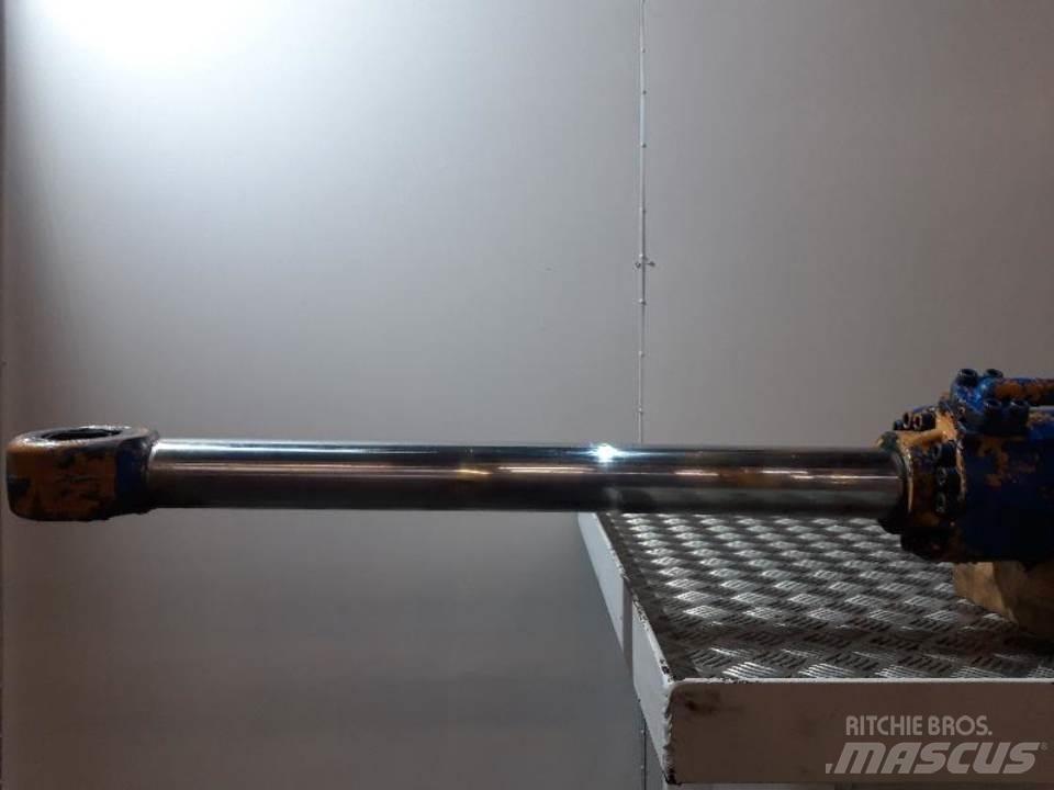 CASE 688B Hidravlika