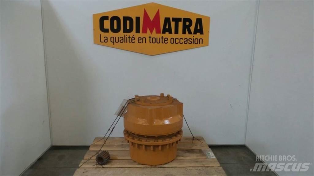 CASE 921C Menjalnik