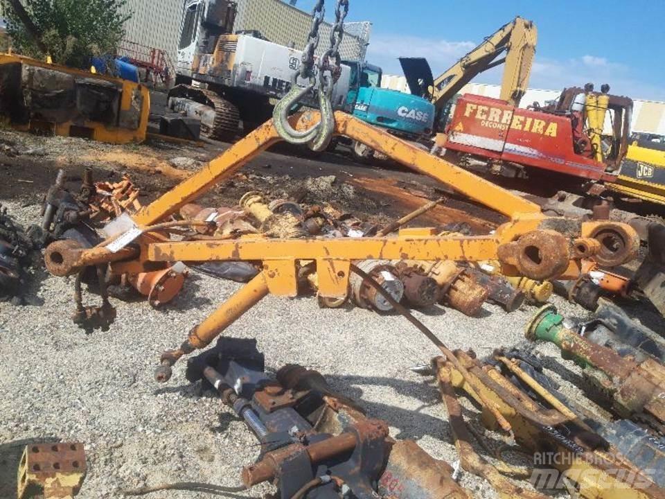 CAT 12G Gosenice