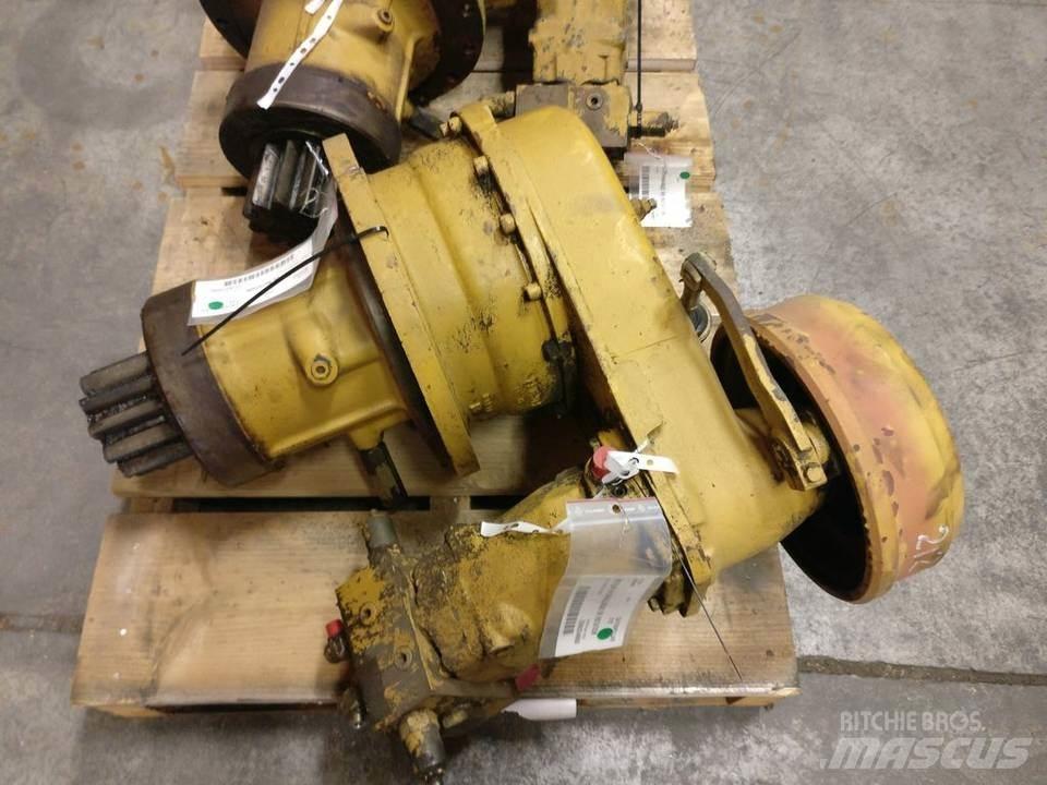 CAT 212 Menjalnik