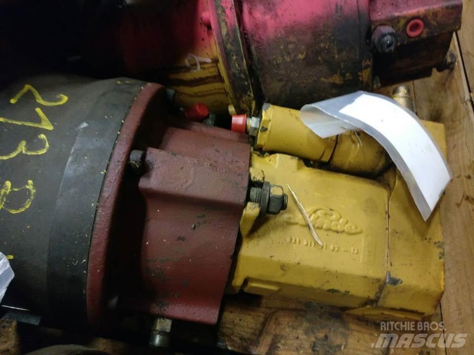 CAT 213B Hidravlika