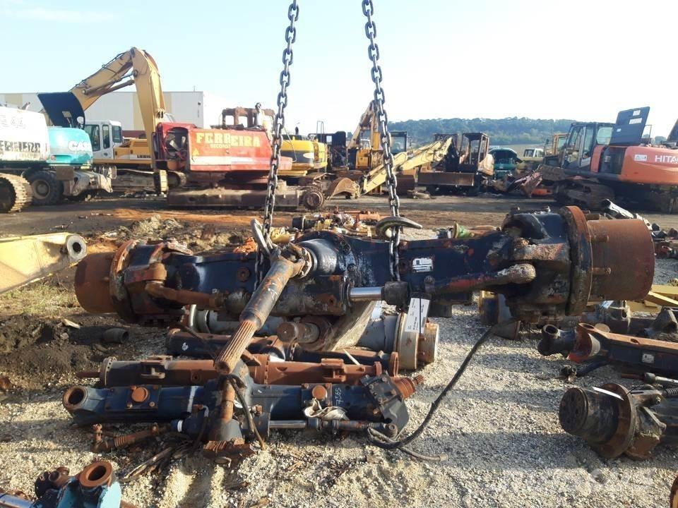 CAT 214 Menjalnik