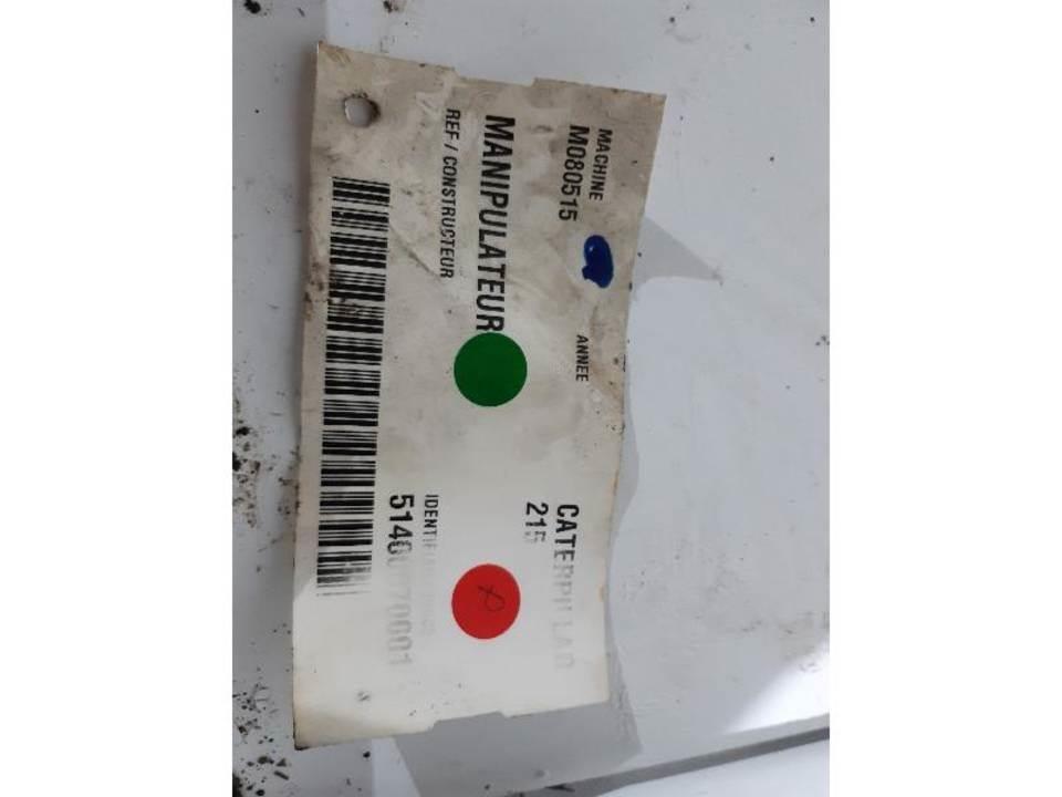 CAT 215 Kabine in notranjost