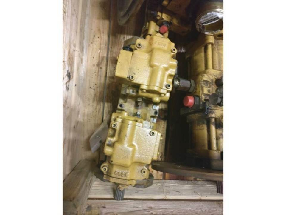 CAT 312 Hidravlika