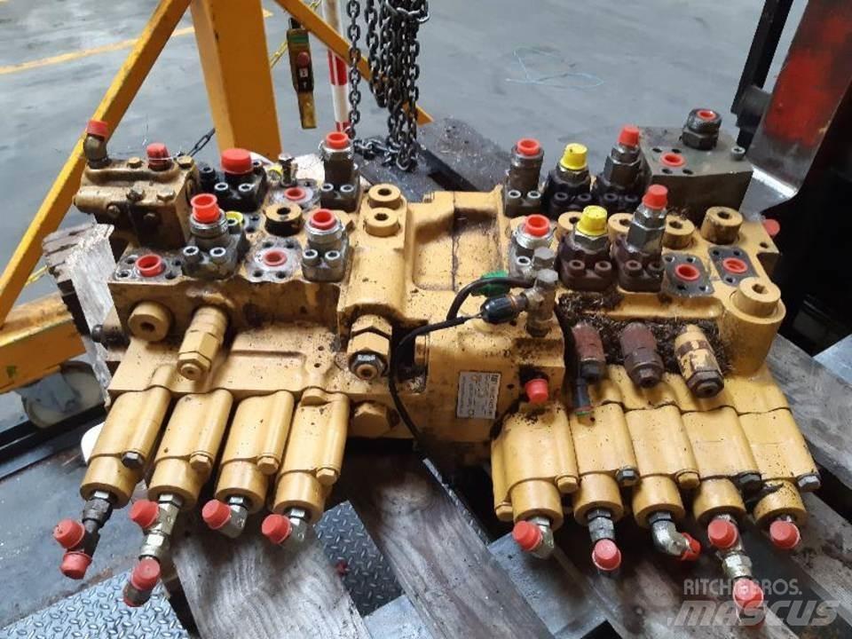 CAT 320B Hidravlika