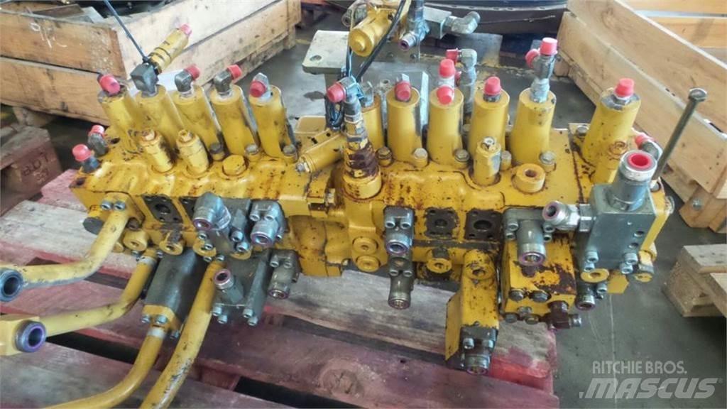 CAT 330DL Hidravlika