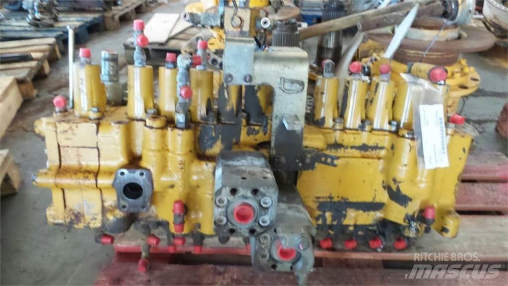 CAT 330DL Hidravlika