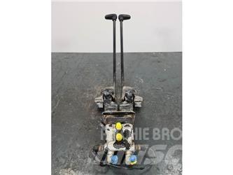 CAT 336DL Kabine in notranjost