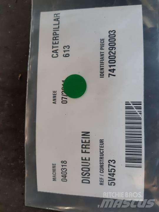 CAT 613 Gosenice