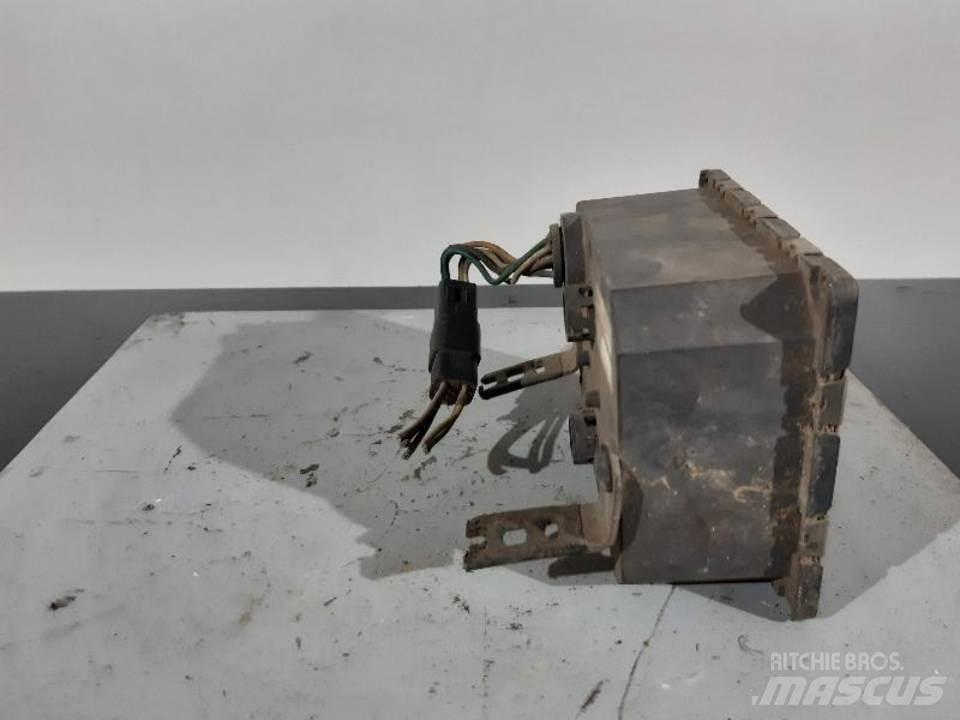 CAT 725 Kabine in notranjost