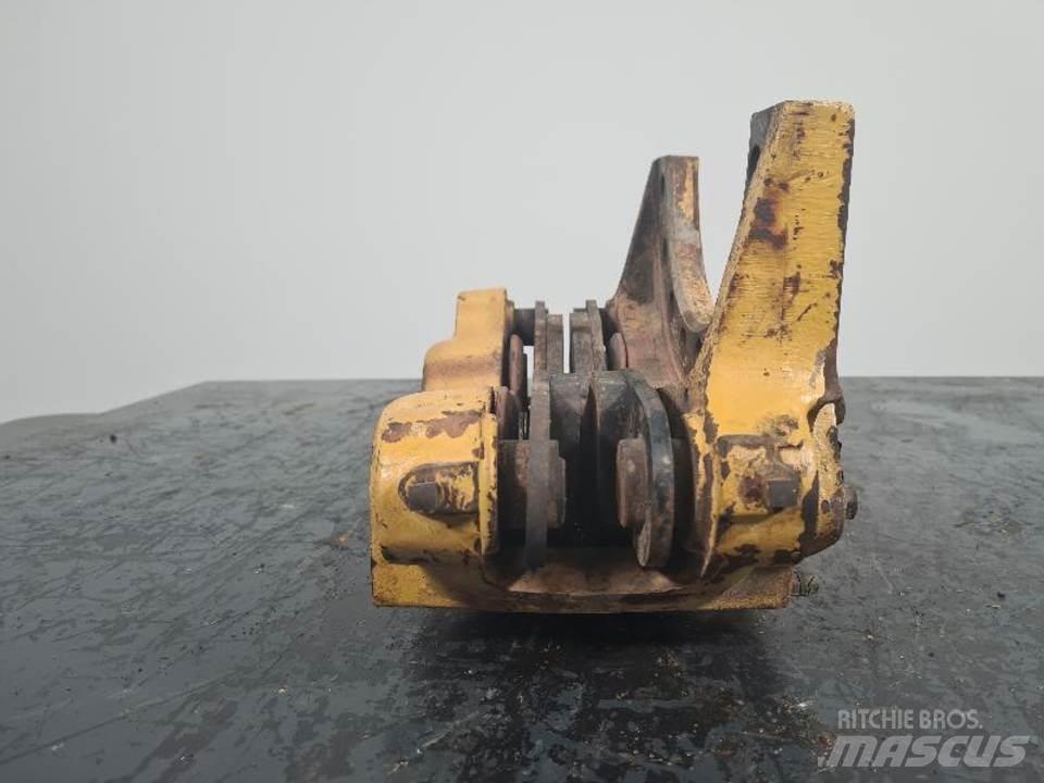 CAT 730 Menjalnik