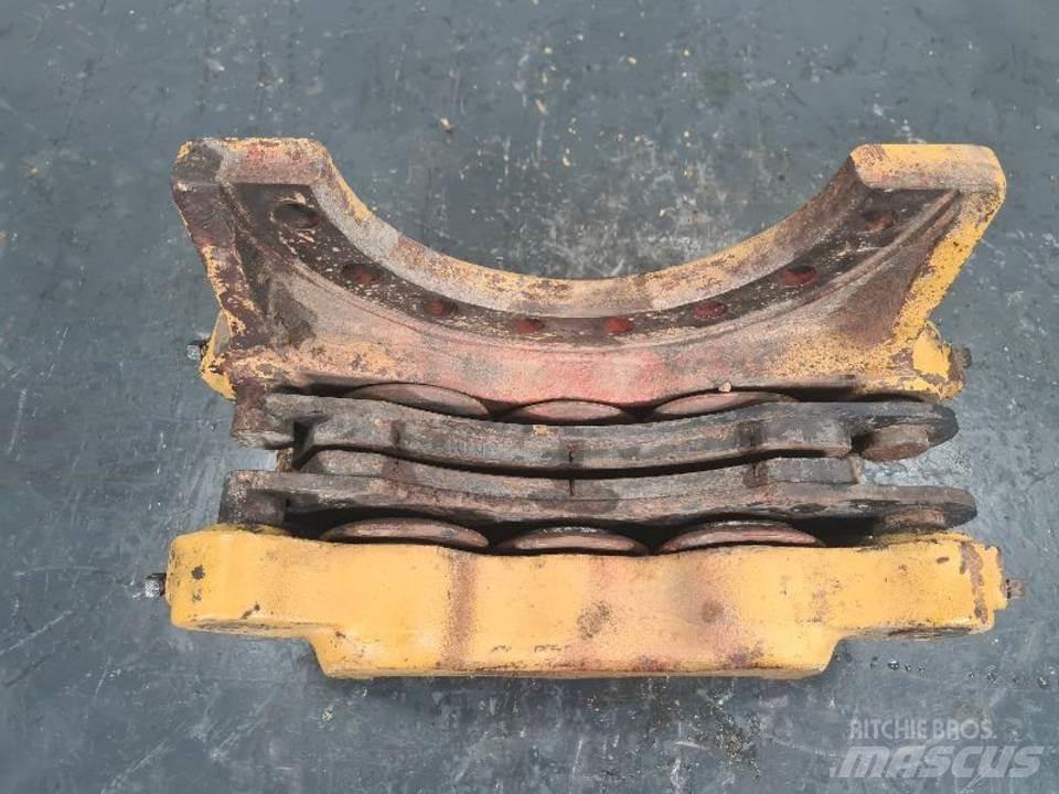 CAT 730 Menjalnik