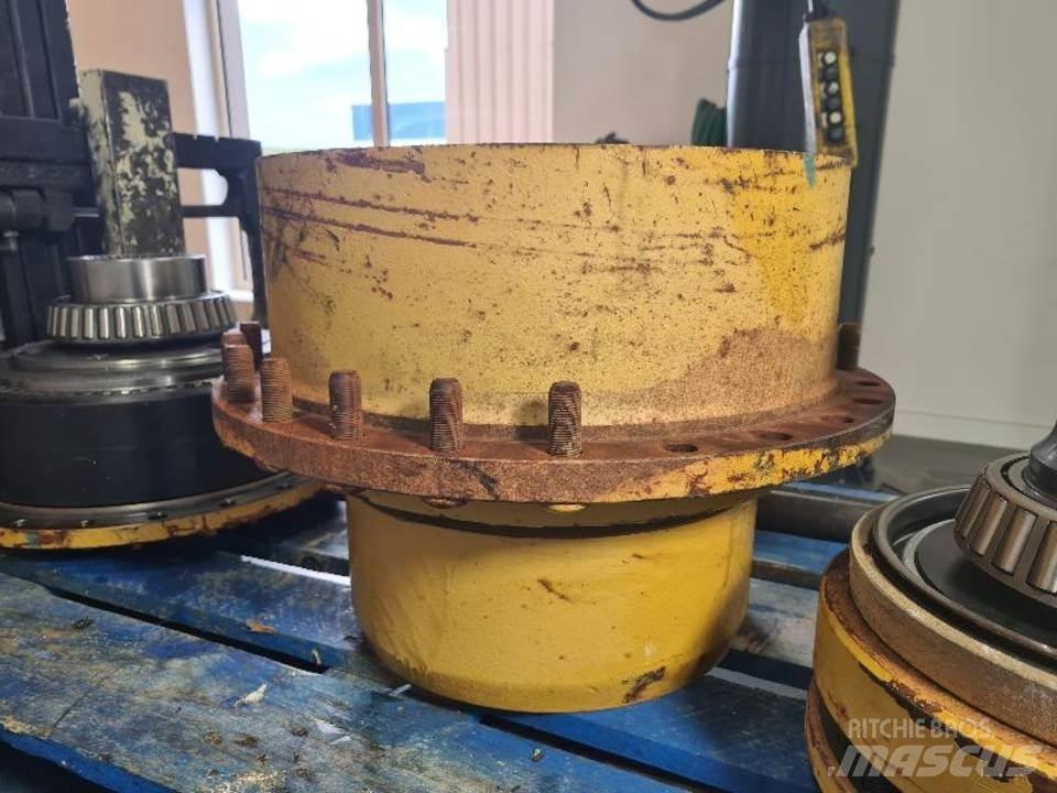 CAT 735 Menjalnik