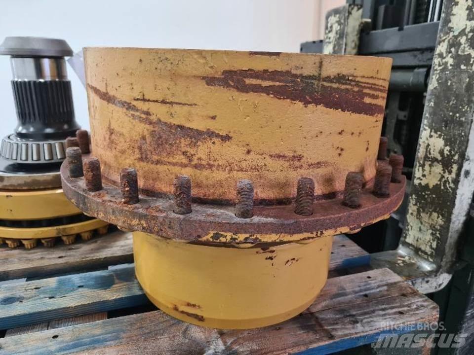CAT 735 Menjalnik