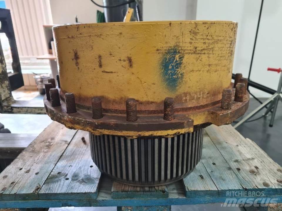 CAT 735 Menjalnik