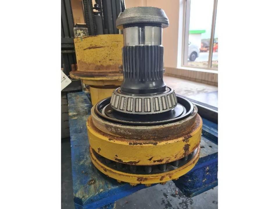 CAT 735 Menjalnik