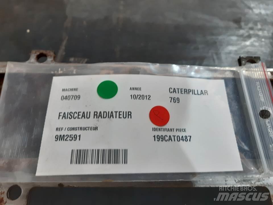 CAT 769 Motorji