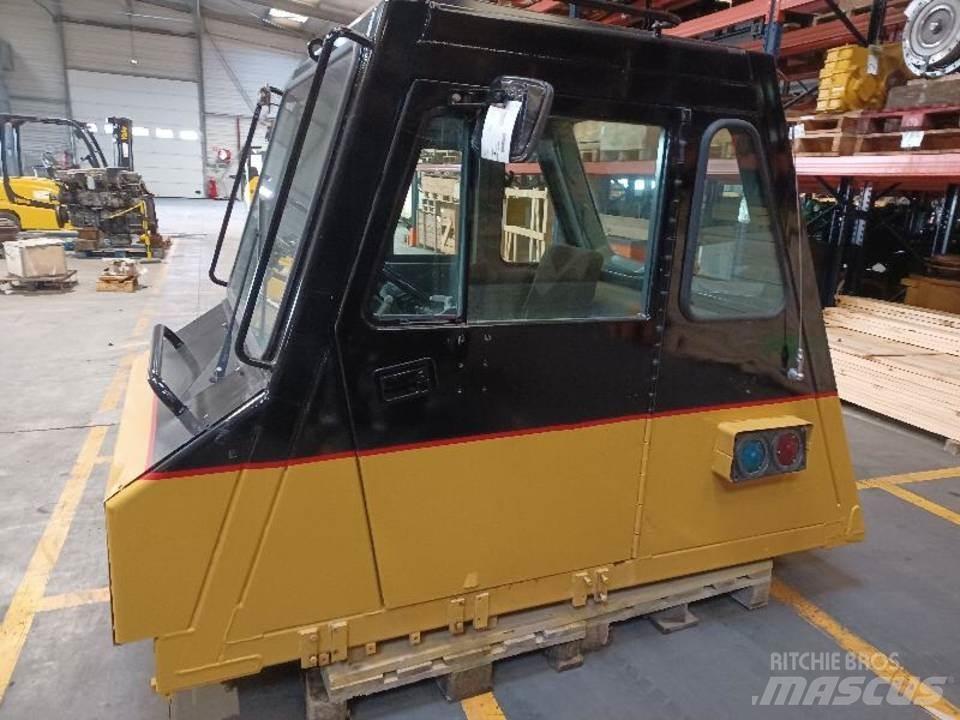 CAT 771D Kabine in notranjost