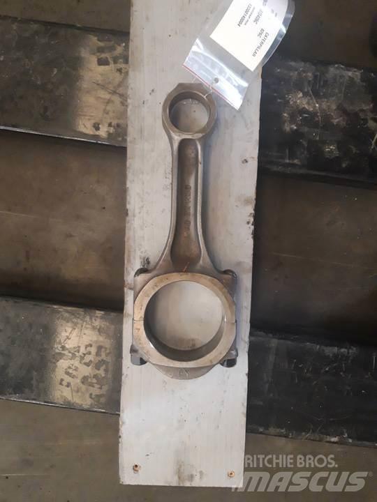 CAT 826C Motorji