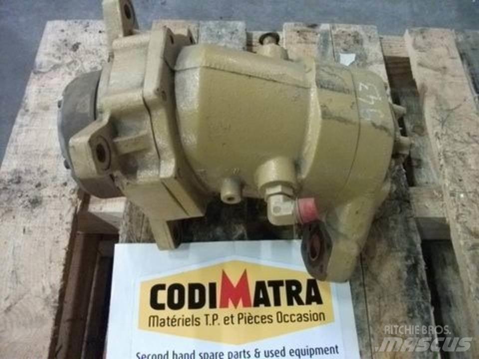CAT 943 Hidravlika