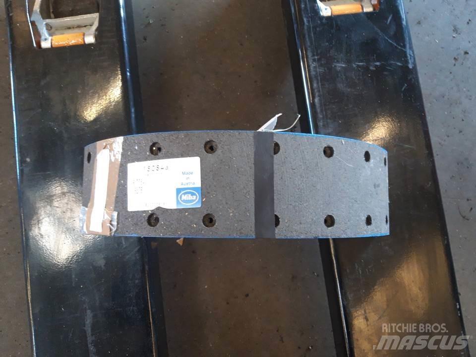 CAT 950 Gosenice