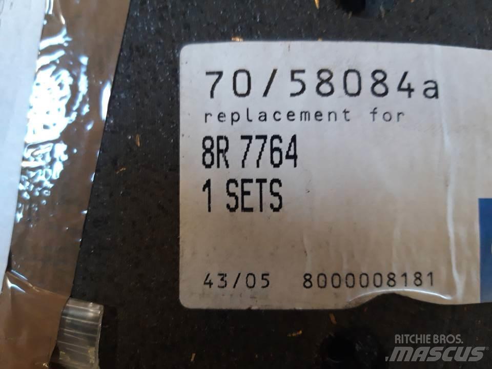 CAT 950 Gosenice